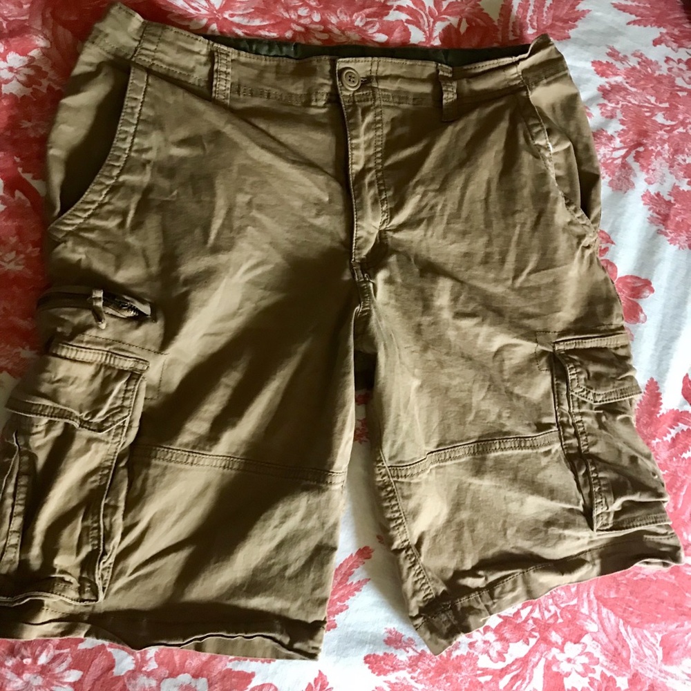 George khaki cargo shorts, Sz 34